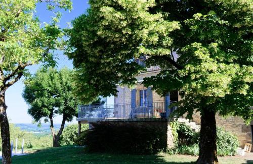 Queyssac-les-Vignes Apartment | Gîte de France Belleviste 3 épis - Gîte de France 10 personnes MAE-1521