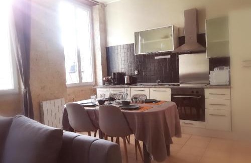 Lectoure Apartment | Gîte de la Cathédrale - Lectoure