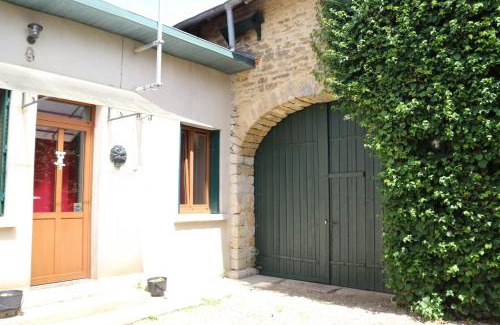 Molamboz House | Gîte De La Souris Verte