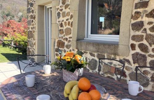 Pilat Rhodanien House | Gîte familial spacieux avec WiFi en campagne paisible - FR-1-496-363