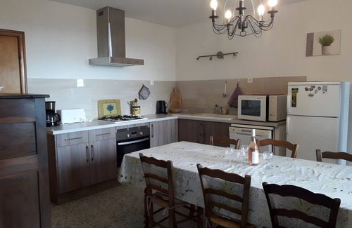 Rousset-les-Vignes House | Gîte La Motette Drôme Provençale