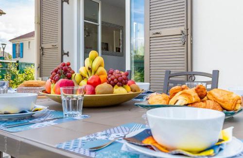 Magny-le-Hongre Villa | Gîte La Villa Omagny Paris Marne-la-Vallée