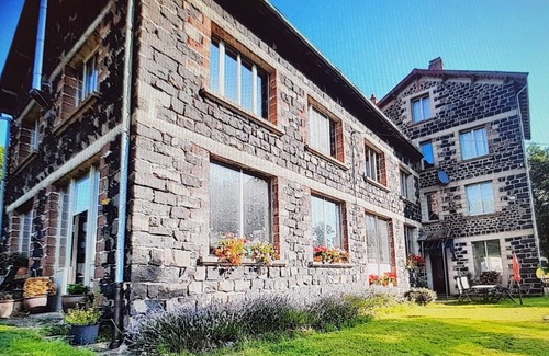 Alleyrac Apartment | Gîte Le Roman d'Alleyrac