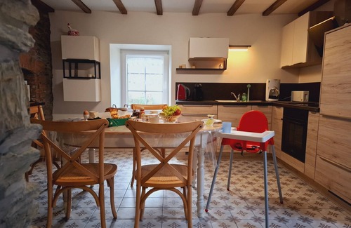 Tavigny House | Gîte Les bergeronnettes-House-Ensuite with Bath-Countryside view