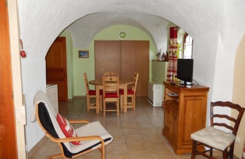 Avancon Apartment | Gîte Les Guérins