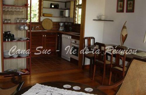 Sainte-Rose House | Gîte VERT NATTE avec jardin créole à Sainte-Rose - FR-1-786-45