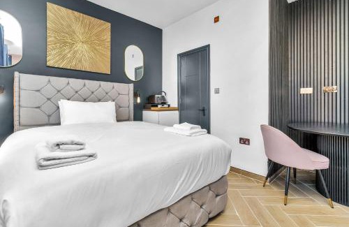 Leabridge Apartment | G Eighty Four