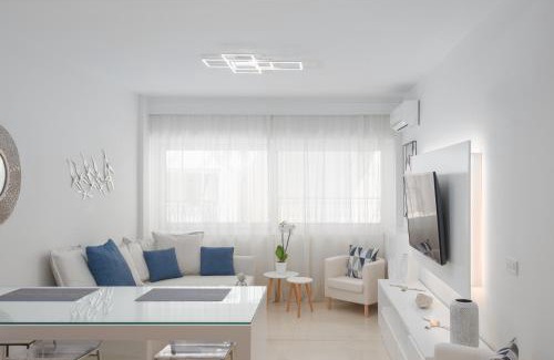 Zakynthos Town Apartment | G&J Deluxe Apt