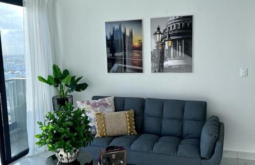 Ensanche Quisqueya Apartment | GABBY’S SKY APARTMENT WITH JACUZZ+GYM @ EVARISTO MORALES