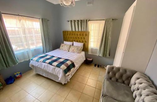 Greater Johannesburg Metropolitan Area House | Gael Guest 5