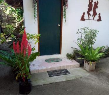 Cauayan Cabin | Gaga Haus on the Beach