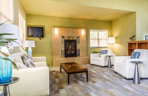 Cascade Hotel | Gaia Hotel & Spa Redding, an Ascend Collection Hotel