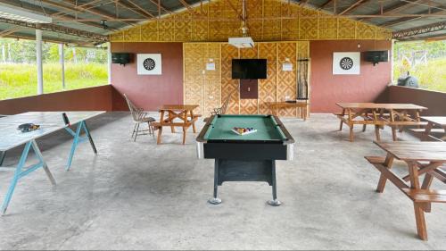 Dalaguete House | Galaxy barkada room max 10 persons