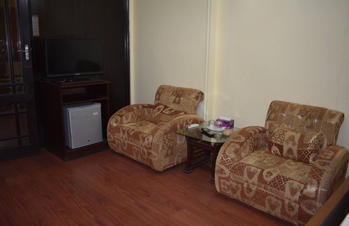 F-7 Sector House | Galaxy Guest House