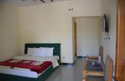 Azad Kashmir Hotel | Galiyat Inn Hotel, Balakot by LMC