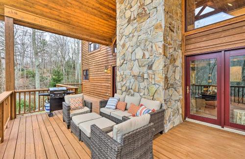 Elk Park House | Game Room and Fire Pit Spacious Elk Park Lodge!