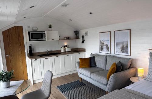 Gardenstown House | Gamrie Beach Bothy
