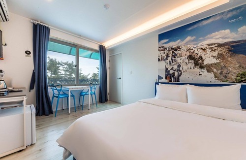 Gangneung Hotel | Gangneung Gyeongpodae Santorini