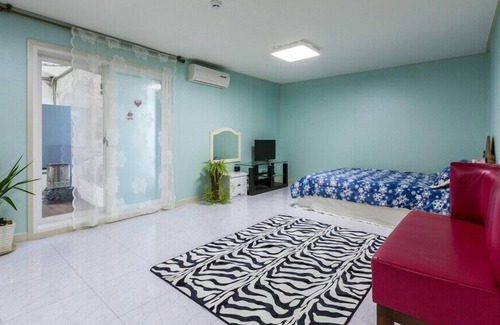 Seo Apartment | Ganiyeok Pension