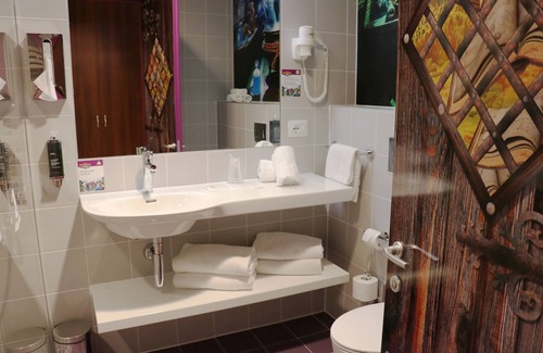 Cavalcaselle Hotel | Gardaland Magic Hotel
