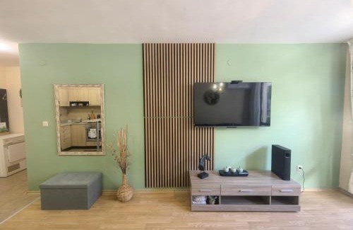 Razlog Apartment | Garden apartment Aspen Suites A008