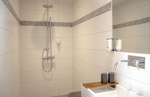 Bagneres-de-Bigorre Hotel | Garden & City Bagnères-de-Bigorre - Domaine de Ramonjuan