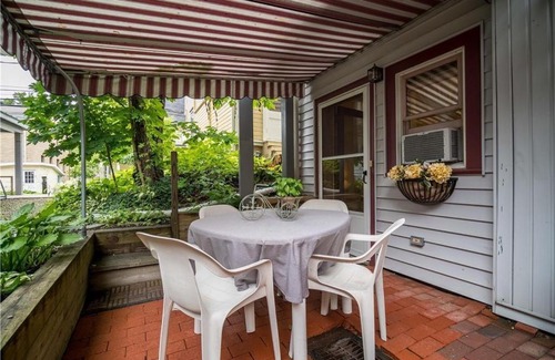 Chautauqua Apartment | Garden Grove home