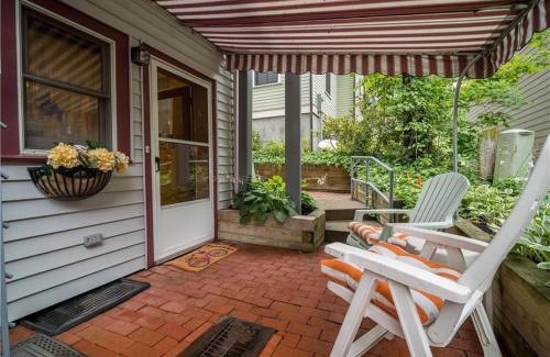 Chautauqua Apartment | Garden Grove home