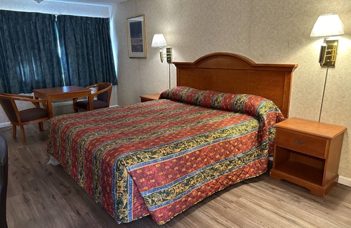 Garden Grove Hotel | Garden Grove Inn