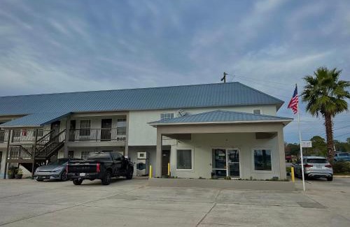 Metter Hotel | Garden Inn & Suites