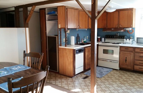 Carrington House | Garden Lodging In A Peaceful Country Farm Setting ~ "Longspur" House