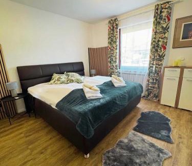 Wiesbaum Apartment | Garden suite with sauna