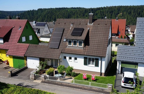 Freudenstadt Apartment | Garden view in the Schwarzwaldhäusle