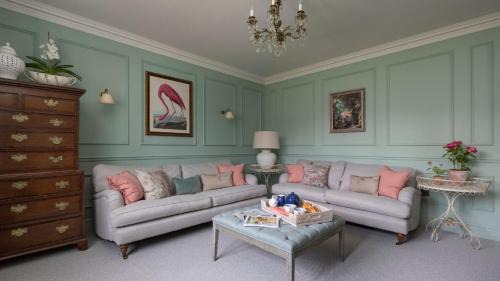 Belford House | Gardener's Cottage, Twizell Estate