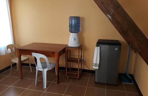 Catangnan House | Gardenview Homestay Siargao