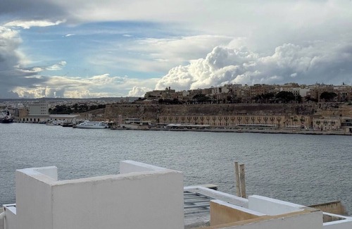 Madliena Apartment | Gardjola Rooms by Holi