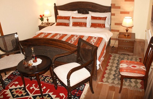 Erebuni House | Garni HinYard
