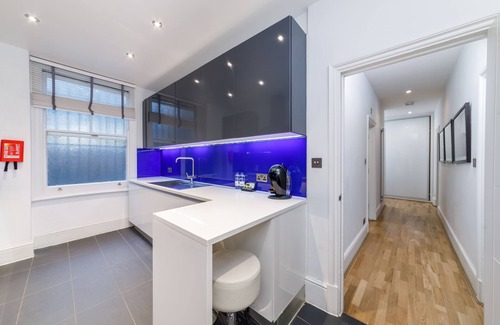 London City Centre Apartment | Garrick Mansions by Aeria Apartments