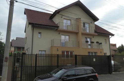 Three Oaks Apartment | Garsoniera Bella