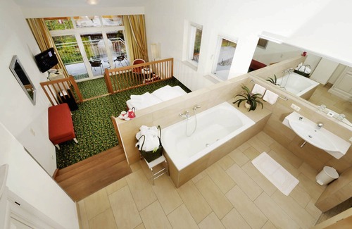 Durnstein Hotel | Gartenhotel & Weingut Pfeffel Dürnstein