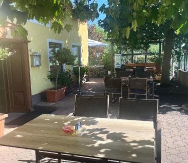 Neumarkt am Wallersee Hotel | Gasthaus Eggerberg