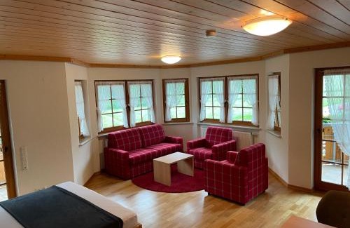Obermunstertal House | Gasthaus Sonne