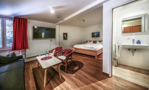 Titisee-Neustadt Hotel | Gasthof Lafette