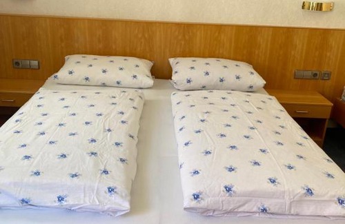 Muhlheim an der Donau House | Gasthof/Pizzeria Hirsch