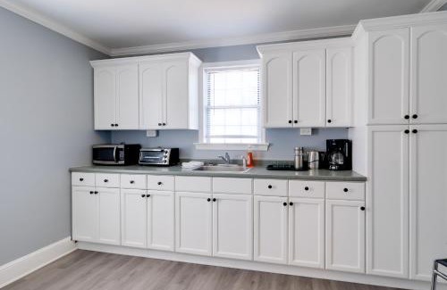 Hamilton Apartment | Gastropub On-Site Loudoun Wine Country Apartment