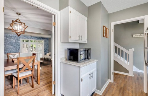 Statesboro Apartment | Gata 2 -the Rustic Suite - Close to GSU