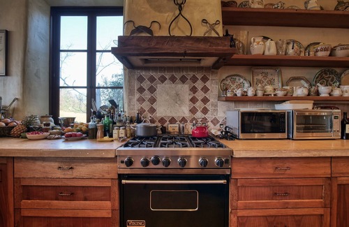 St. Helena House | Gated and private mountaintop 30-acre Vineyard Estate, Pool, Jacuzzi, Gardens