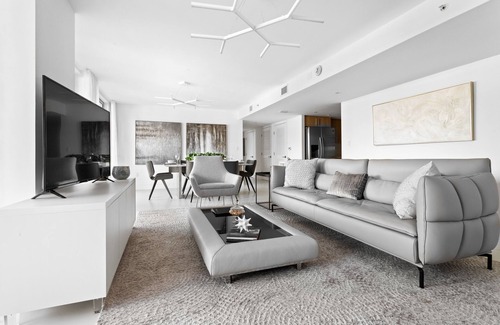 Bay Harbor Islands Apartment | Gateway 2BR, 2.5BA Apartment | Bay Harbor Islands Rooftop Pool & Family-Friend