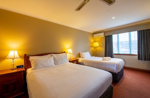 Notting Hill Hotel | Gateway on Monash Boutique Hotel