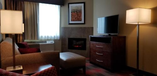 Tea Hotel | Gateway Park Hotel and Suites - Sioux Falls -Tea